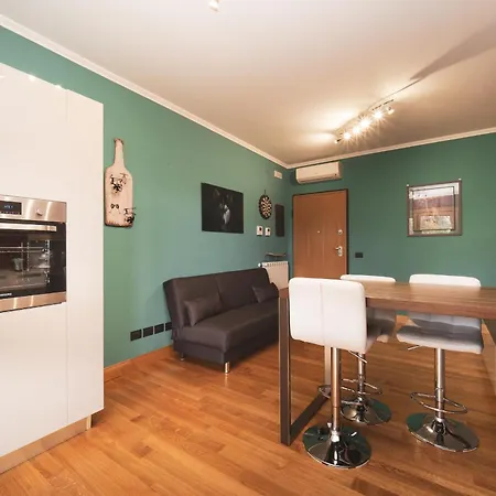 Borghetto Vara By Buddyrent Apartament