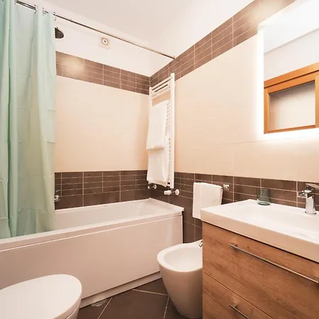 Appartement Borghetto Vara By Buddyrent