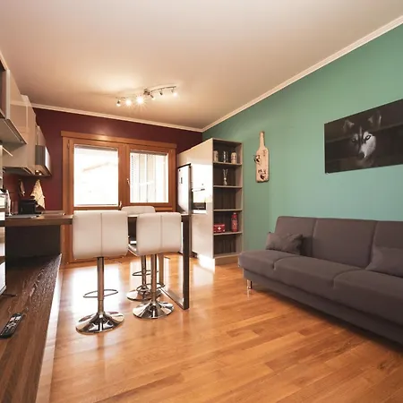 Borghetto Vara By Buddyrent Appartement